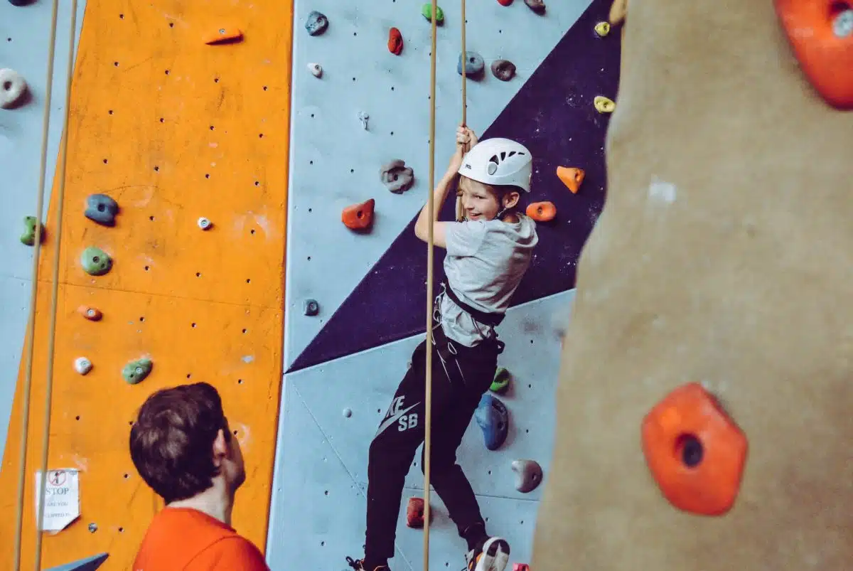 How to Overcome Challenges – Lessons from Rock Climbing Image